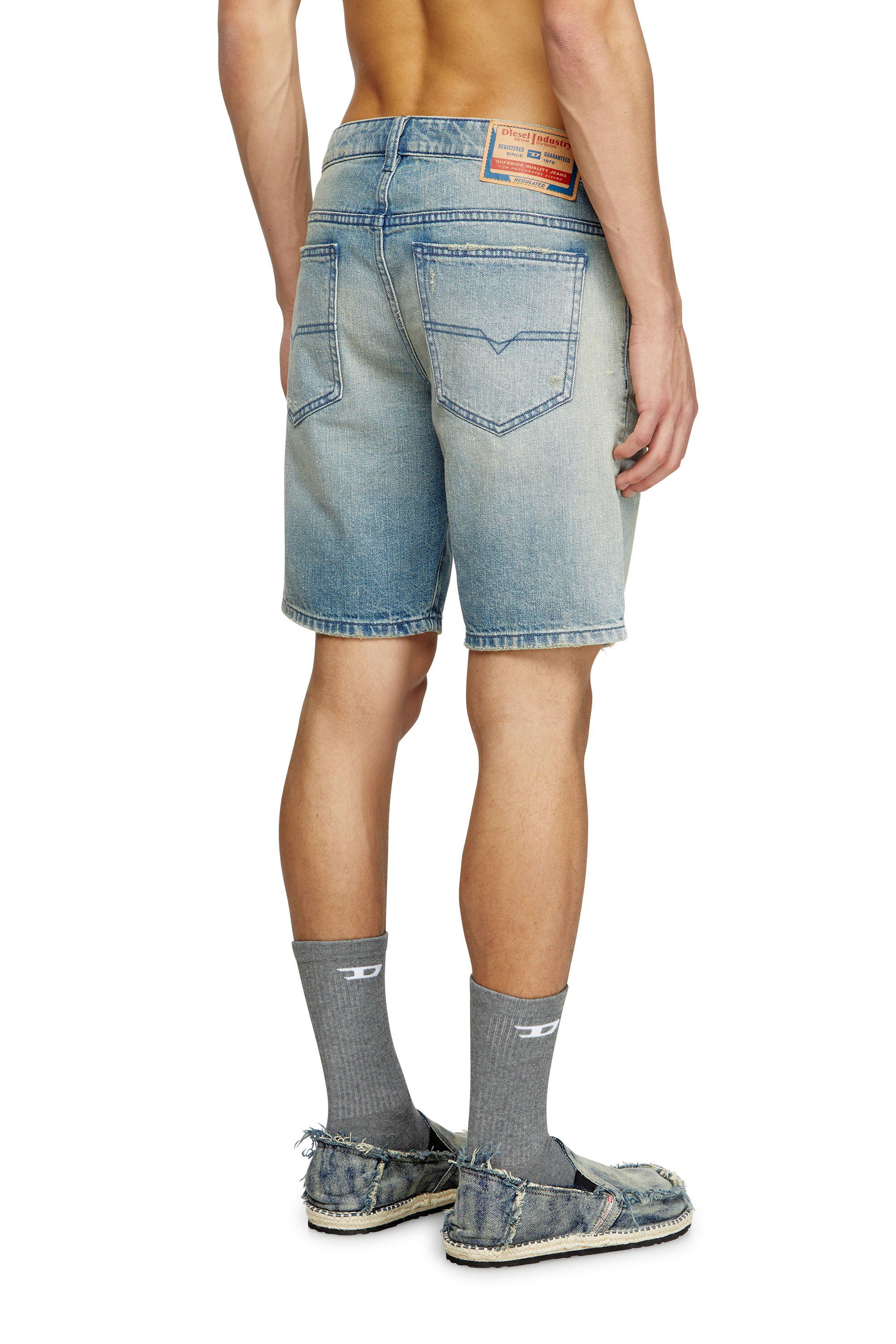 Diesel - D-FIN, Man's Slim shorts in worn-effect denim in Light Blue - 2